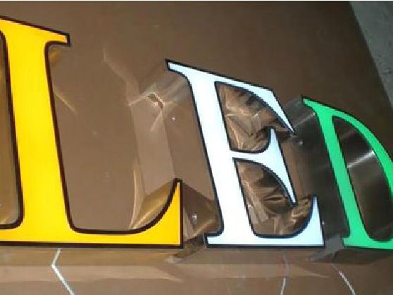 晋江介绍LED招牌的基础知识。